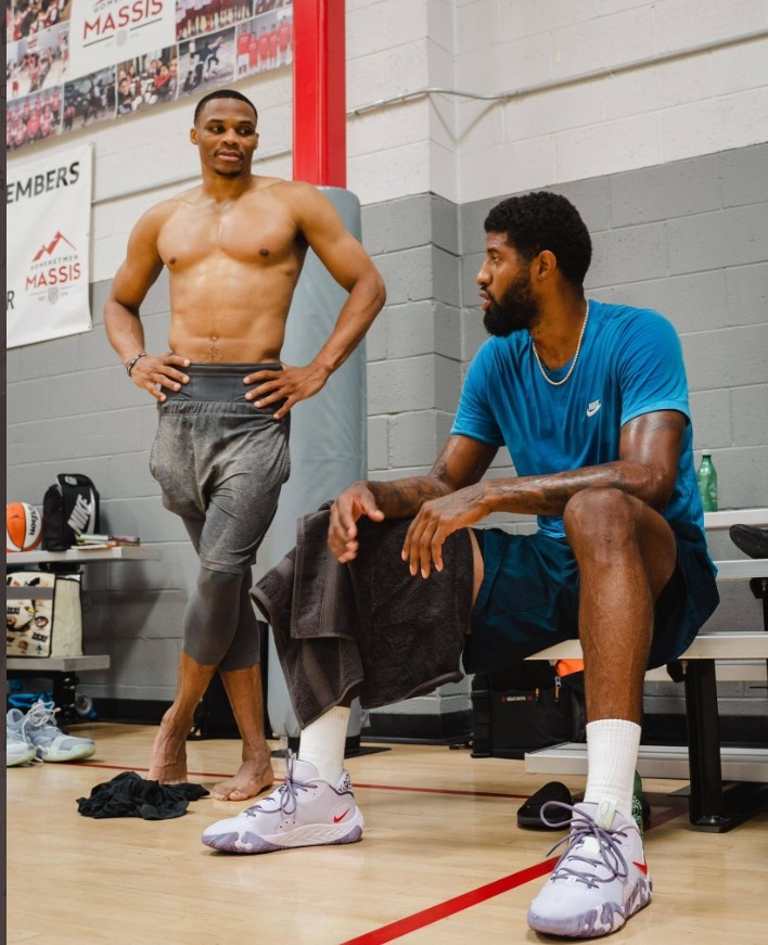 越位线边缘 越位线边缘